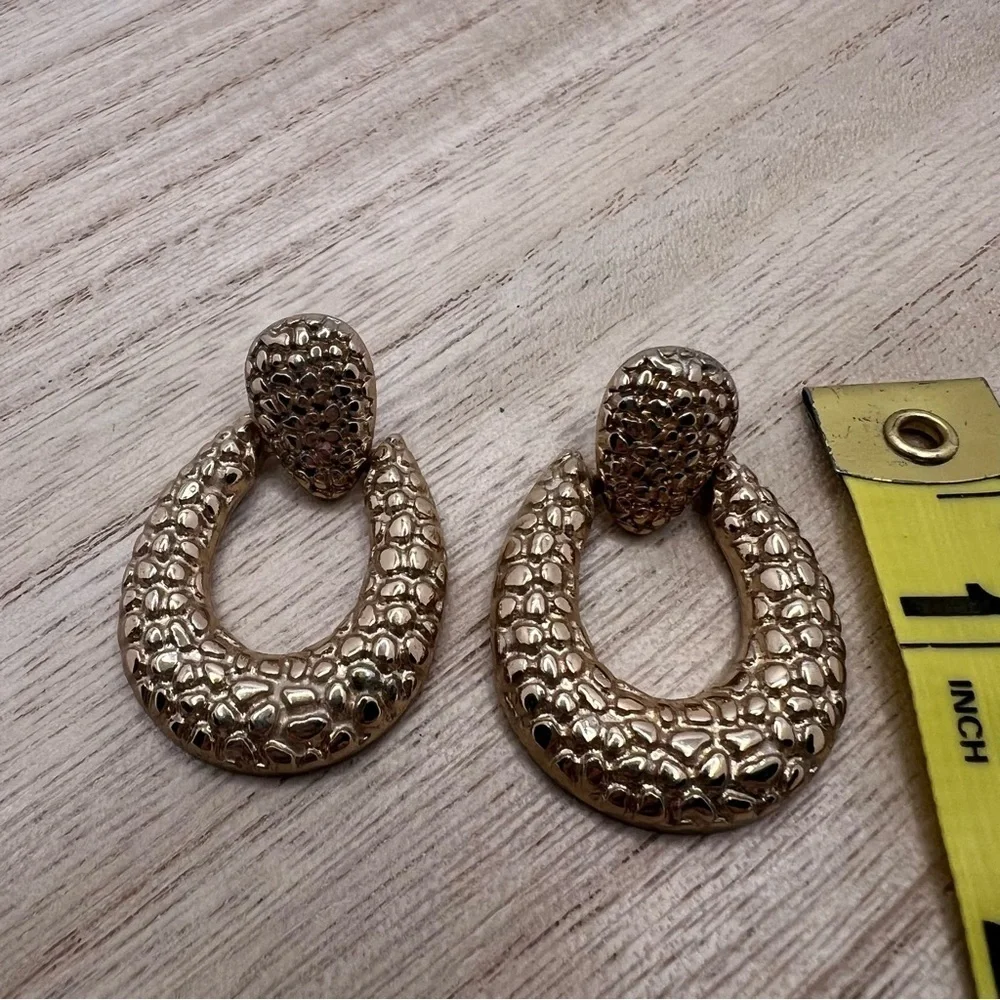 Gold tone door knocker vintage costume post earring